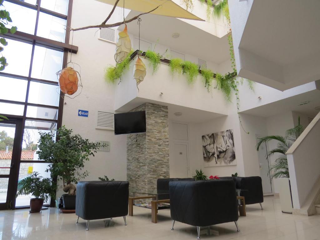 Hotel Ballet School Kaštela Buitenkant foto